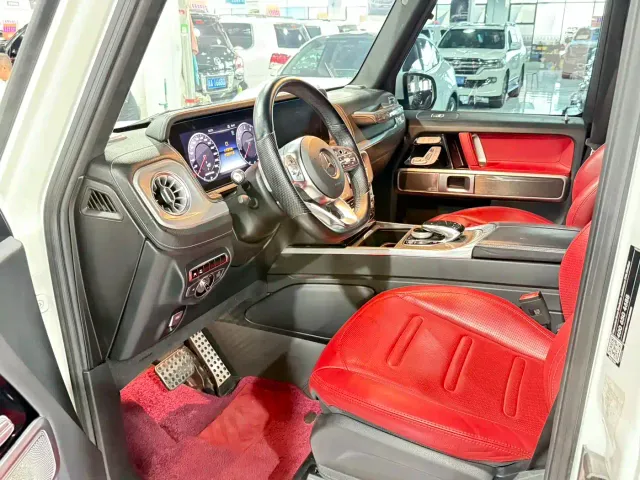 Mercedes-Benz G-Class — Фото автомобиля 4