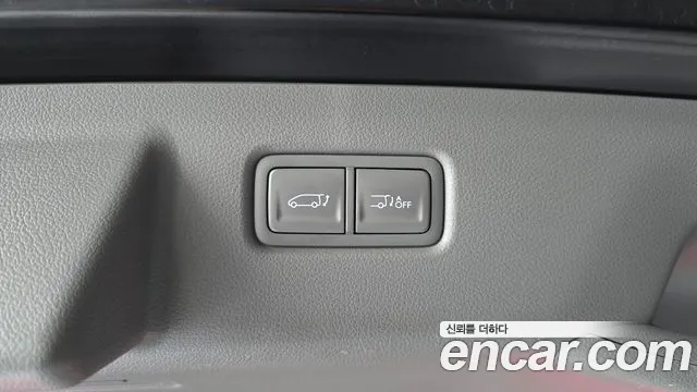 Hyundai Staria Staria 4WD Lounge 9 мест — Фото автомобиля 13