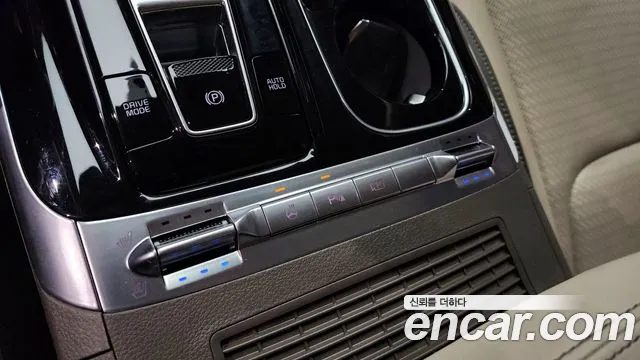 Kia Canival Carnival 4 поколение Бензин 9 мест Hi-Limousine — Фото автомобиля 17