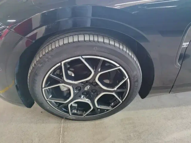 Changan Qiyuan A07 — Фото автомобиля 22