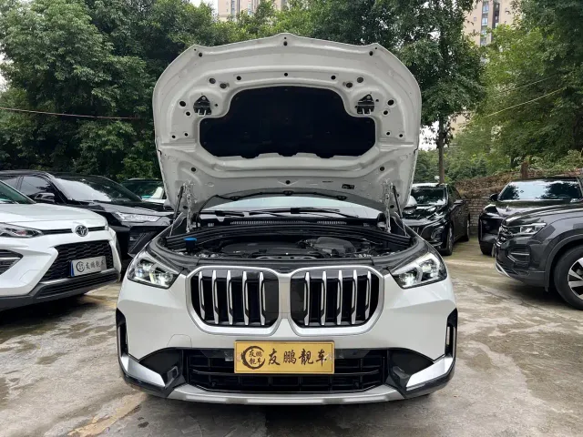BMW X1 — Фото автомобиля 4