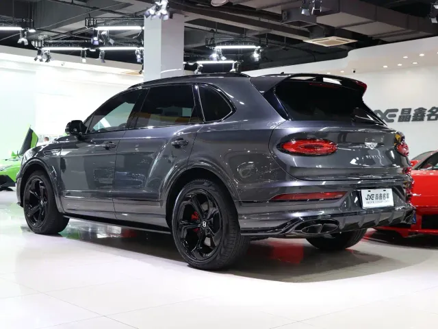 Bentley Bentayga 2022 4.0T V8 S — Фото автомобиля 11