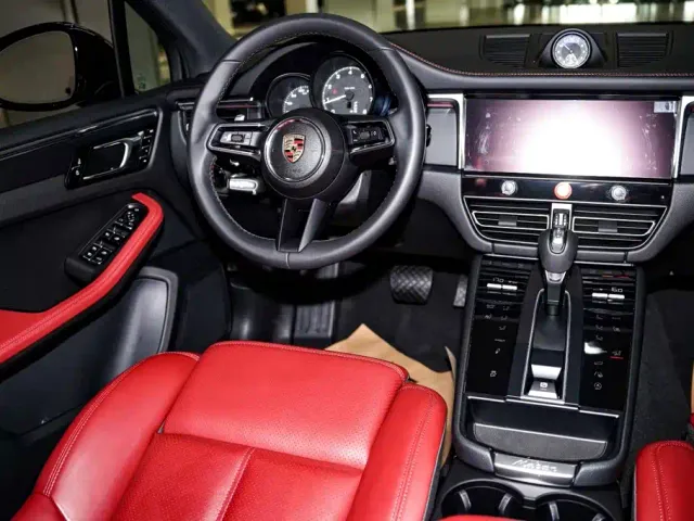 Porsche Macan — Фото автомобиля 28