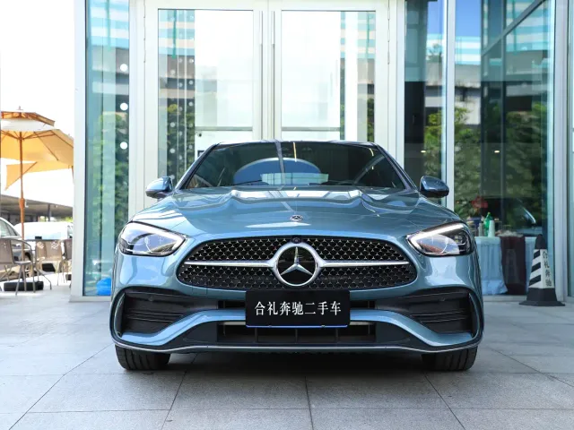 Mercedes-Benz C-Class — Фото автомобиля 3