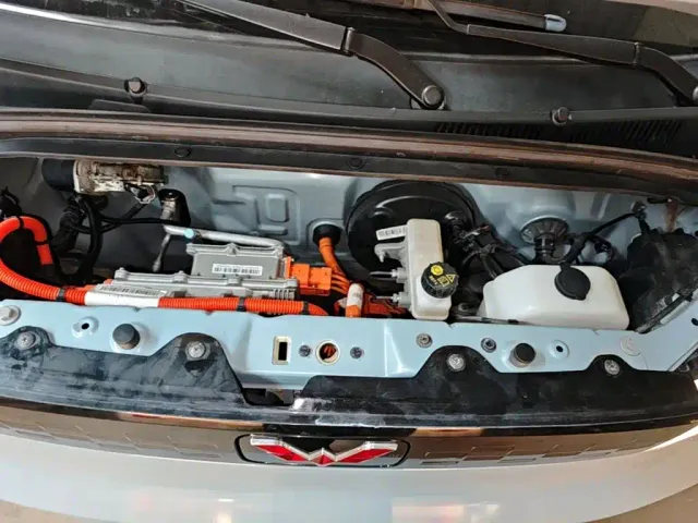 Wuling Hongguang Mini EV — Фото автомобиля 19