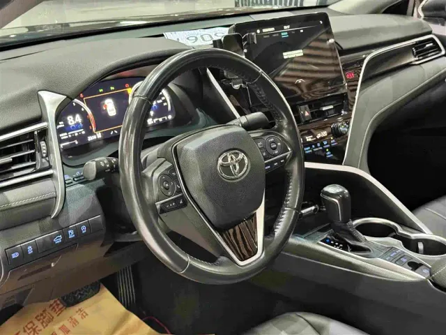 Toyota Camry — Фото автомобиля 8