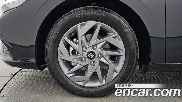 Hyundai Avante CN7 — Фото автомобиля 5