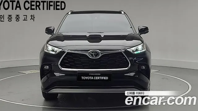 Toyota Highlander — Фото автомобиля 3