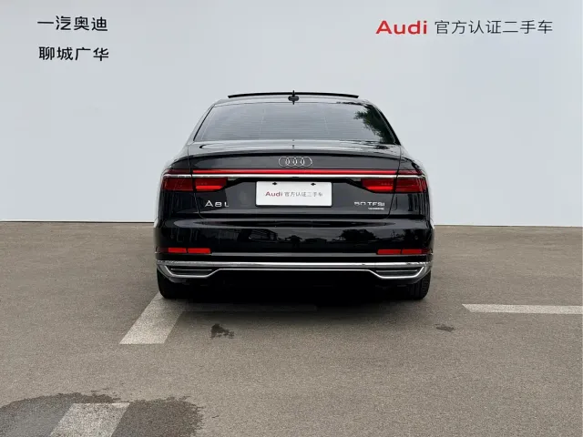 Audi A8 — Фото автомобиля 5