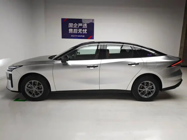 Geely Galaxy L6 — Фото автомобиля 9