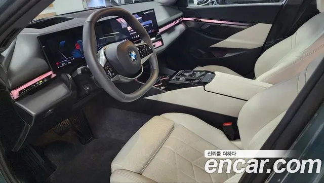BMW 5 Series — Фото автомобиля 10