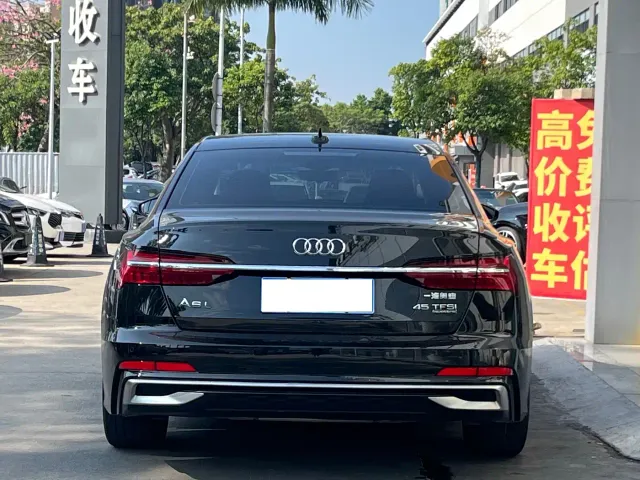 Audi A6L — Фото автомобиля 3