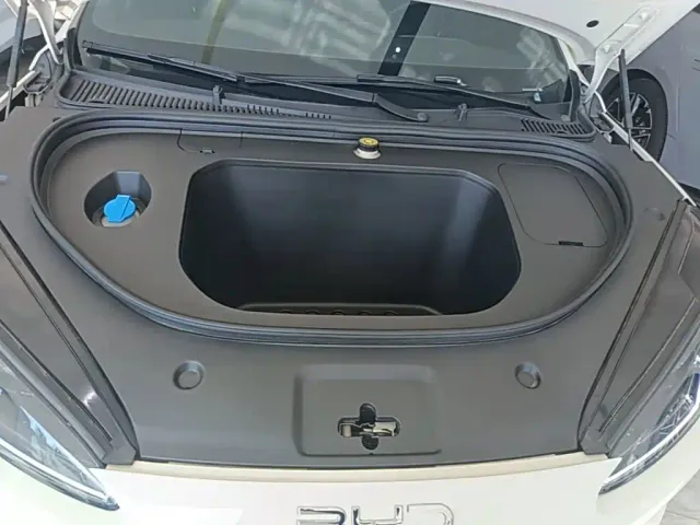 BYD Seal 06 — Фото автомобиля 19