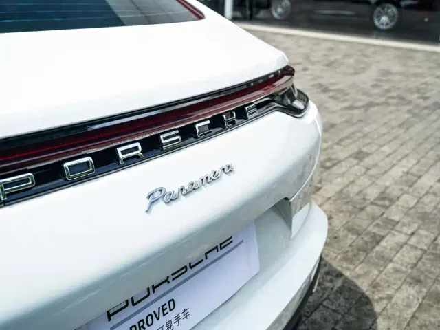Porsche Panamera — Фото автомобиля 7