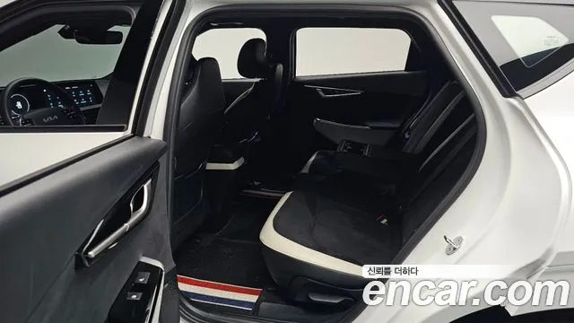 Kia EV6 — Фото автомобиля 17