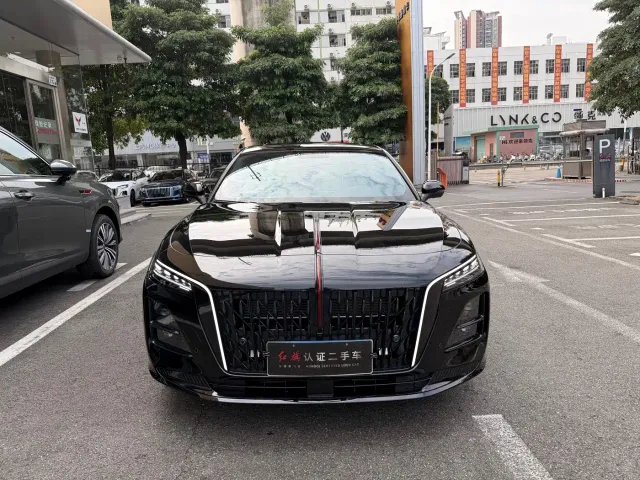 Hongqi H5 — Фото автомобиля 3