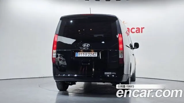 Hyundai Staria — Фото автомобиля 4