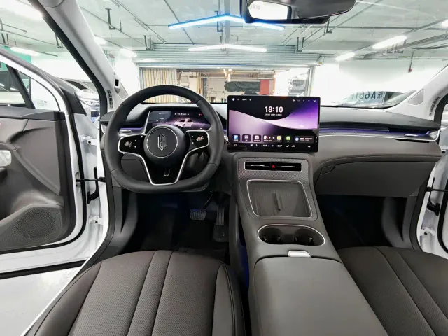 Shangjie SUV — Фото автомобиля 15
