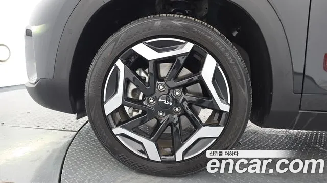 Kia Seltos Бензин 1.6 турбо 2WD — Фото автомобиля 4