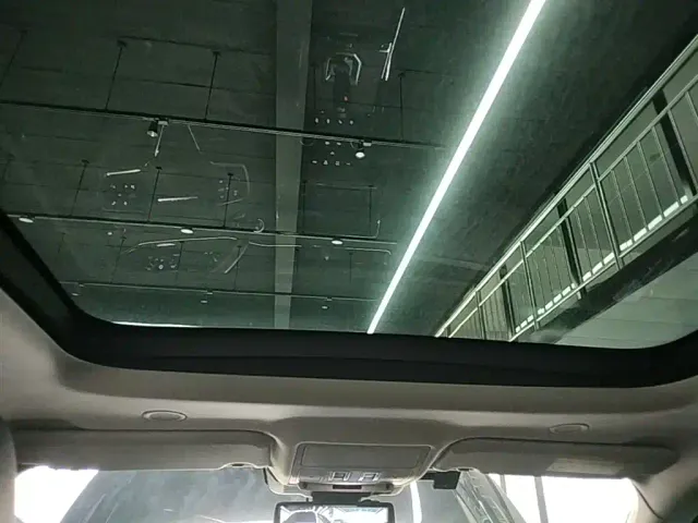 Land Rover Range Rover Evoque — Фото автомобиля 17
