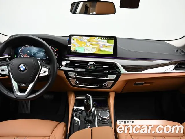 BMW 5 Series G30 — Фото автомобиля 7