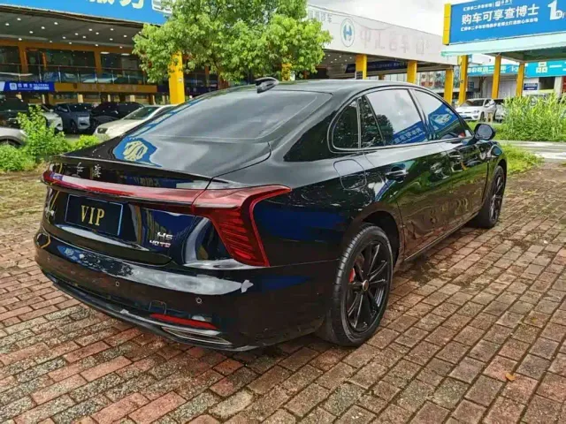 Hongqi H5 — Фото автомобиля 9