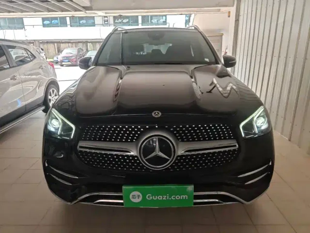 Mercedes-Benz GLE-Class — Фото автомобиля 2