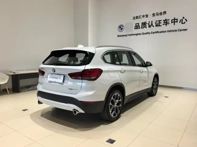 BMW X1 — Фото автомобиля 4
