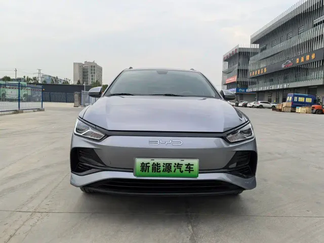 BYD e2 — Фото автомобиля 14