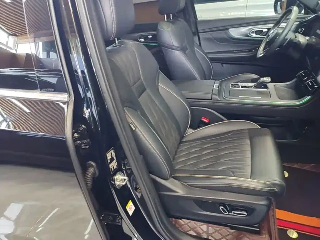 GAC Trumpchi GS8 — Фото автомобиля 24