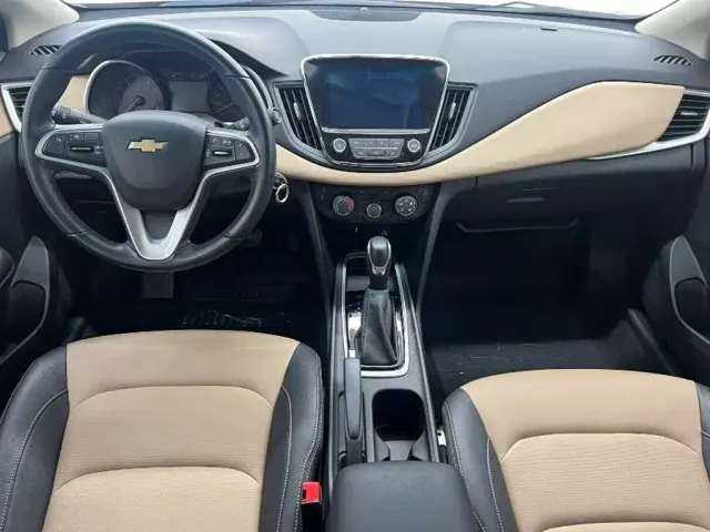 Chevrolet Monza — Фото автомобиля 15