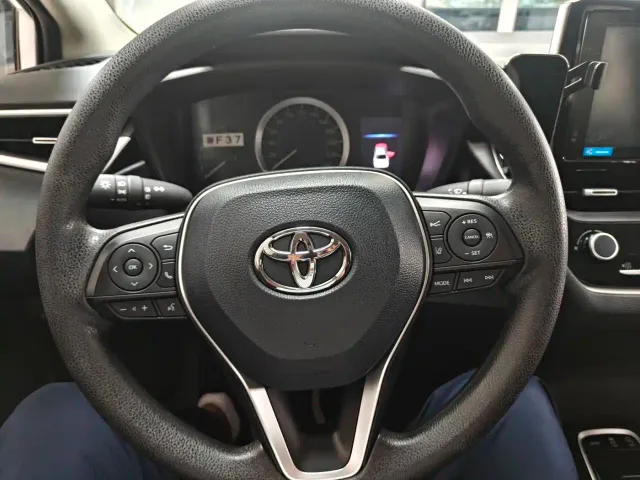 Toyota Corolla — Фото автомобиля 5