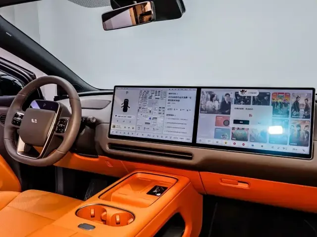Li Auto Li Auto i6 2025 4WD Base Model — Фото автомобиля 8