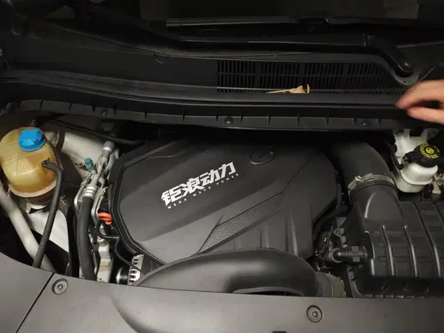 GAC Trumpchi M8 — Фото автомобиля 10