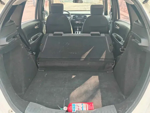 Honda Fit — Фото автомобиля 8