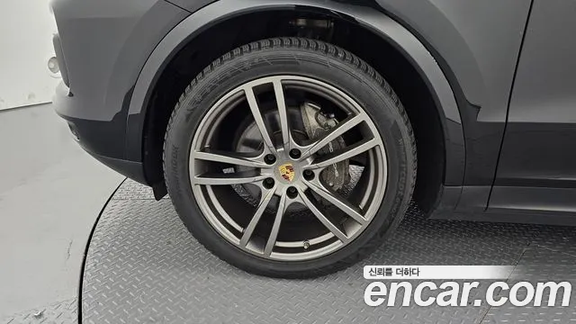 Porsche Cayenne PO536 — Фото автомобиля 5