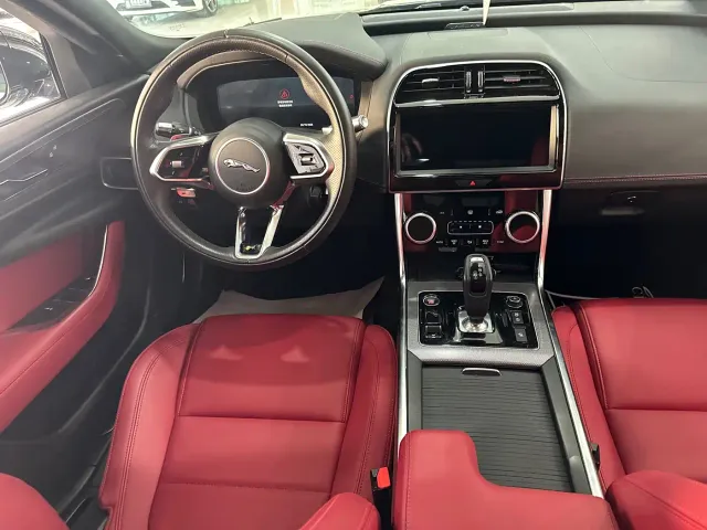 Jaguar XEL — Фото автомобиля 10