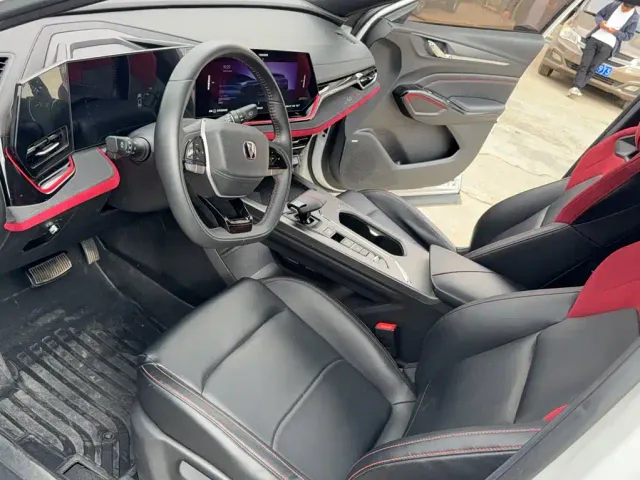 Changan X5 Plus — Фото автомобиля 12