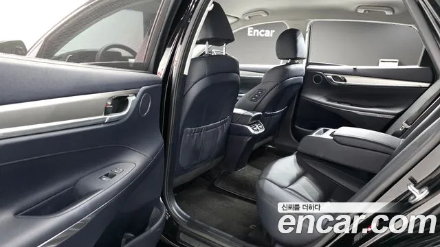 Hyundai Grandeur Новый Grandeur IG — Фото автомобиля 10