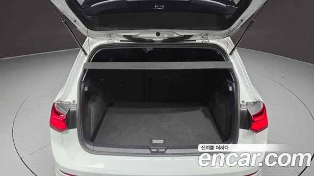 Volkswagen Golf Golf 8 поколение 2.0 TDI Prestige — Фото автомобиля 20