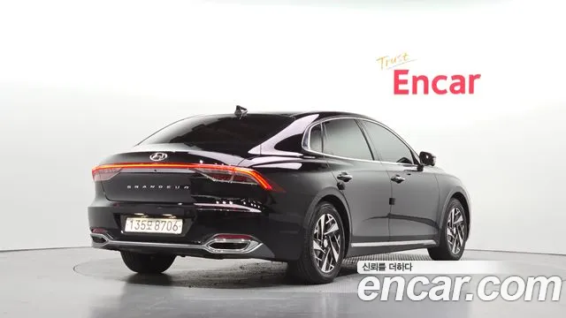 Hyundai Grandeur (New) Hybrid — Фото автомобиля 2