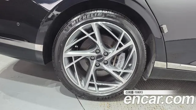 Genesis G90 RS4 — Фото автомобиля 5