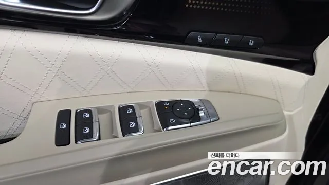 Kia Canival Новый Carnival 4 поколение Бензин 4 места Hi-Limousine (Спецкузов) — Фото автомобиля 14