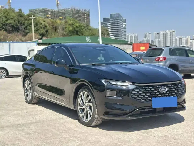 Ford Mondeo — Фото автомобиля 3