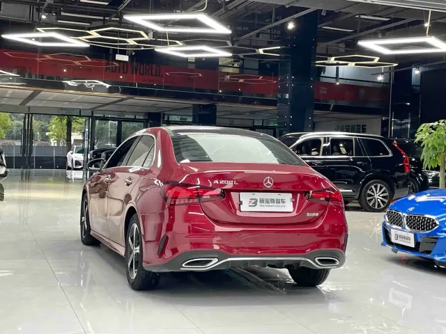 Mercedes-Benz A-Class — Фото автомобиля 17