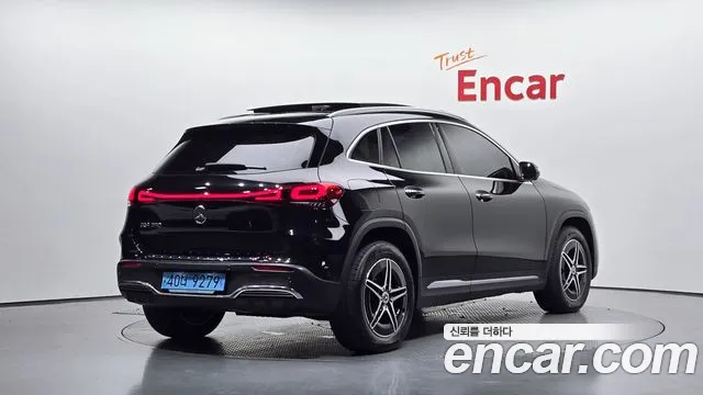 Mercedes-Benz EQA — Фото автомобиля 2