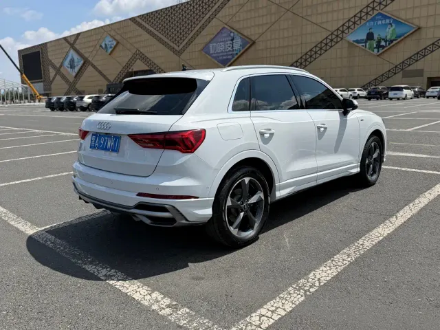 Audi Q3 — Фото автомобиля 6