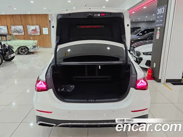 Mercedes-Benz E-Class W214 — Фото автомобиля 18