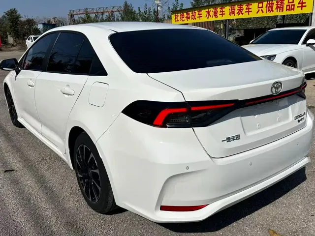 Toyota Corolla — Фото автомобиля 3