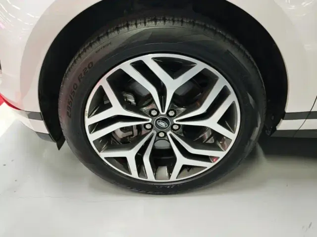 Land Rover Range Rover Evoque — Фото автомобиля 22
